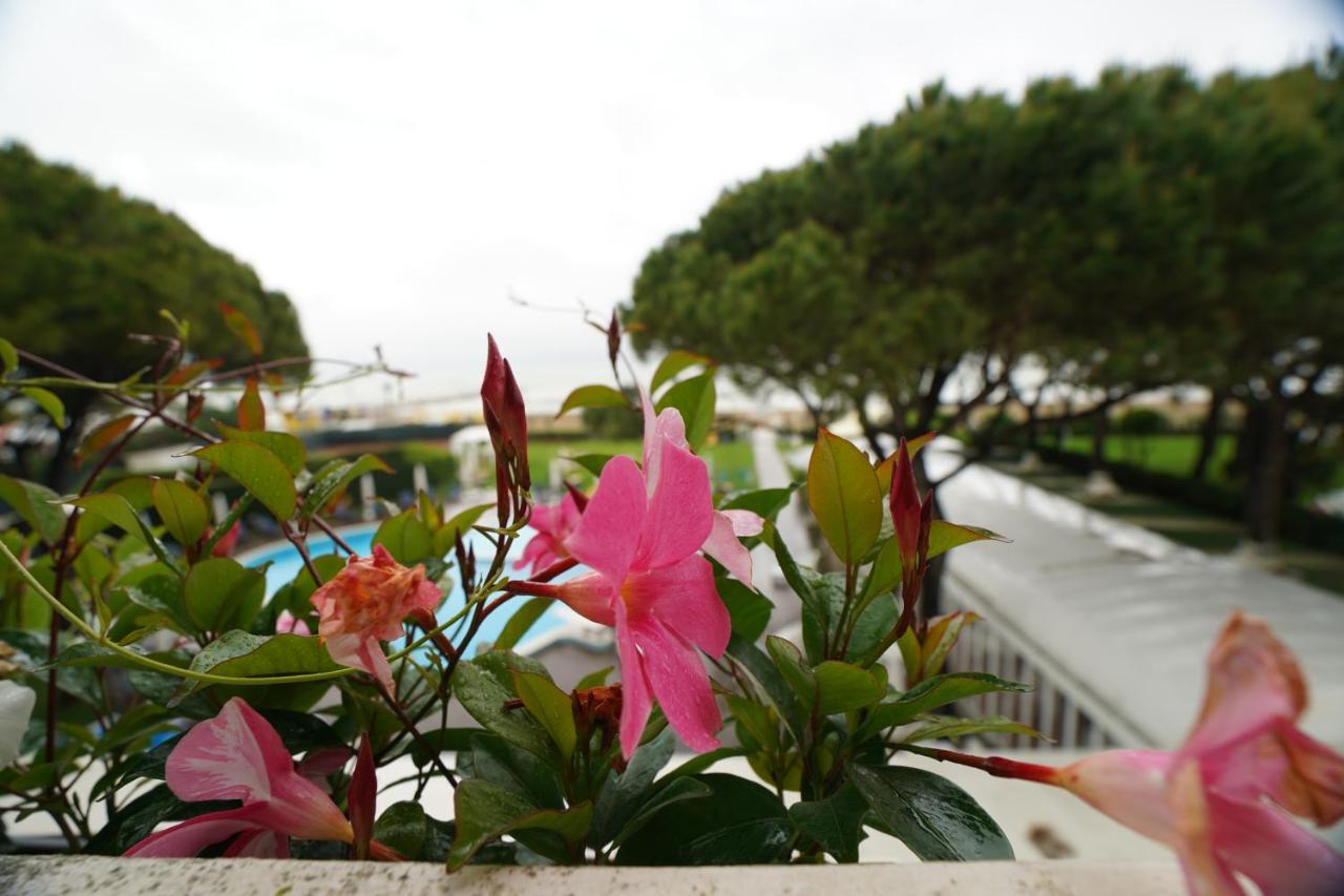 Hotel Negresco Lido di Jesolo Exterior photo