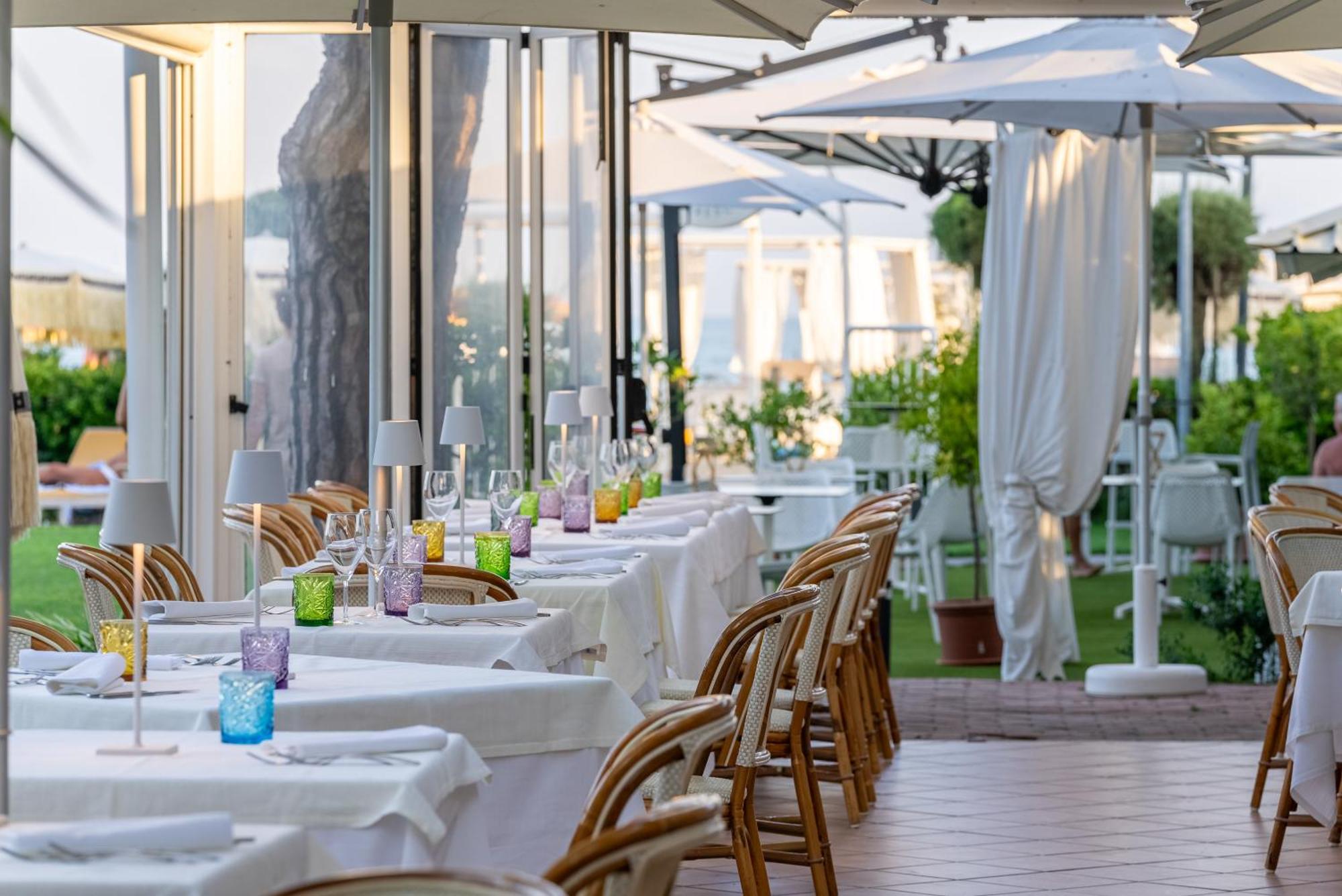 Hotel Negresco Lido di Jesolo Exterior photo